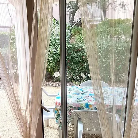 **charmant T2 4 Pers, Terrasse Jardin, Prox. Plage, Park. Privé, Quartier Pinède** - Fr-1-607-160 *