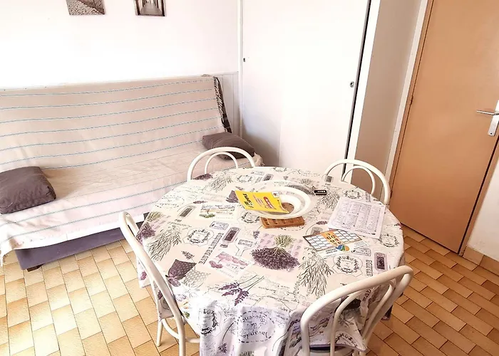T2 Pour 4 Pers., Jardin, Parking, Proche - Fr-1-607-160 * Agde